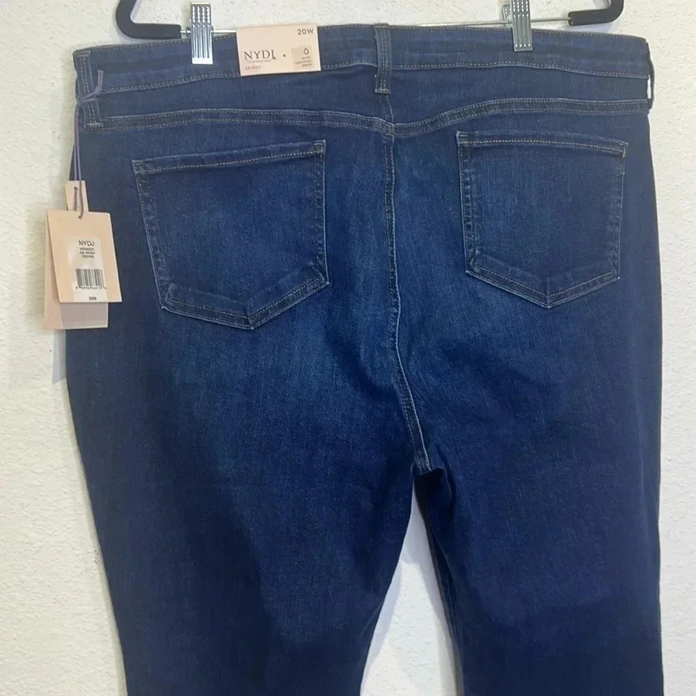NYDJ Ami Skinny Jeans in Plus size 20w New NWT - Picture 5 of 6